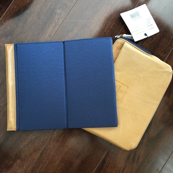 ⭐️ NWT - Jill-E Designs Beck 7" Mini Tablet Carrying Case/Sleeve with Stand -Tan - Picture 5 of 6